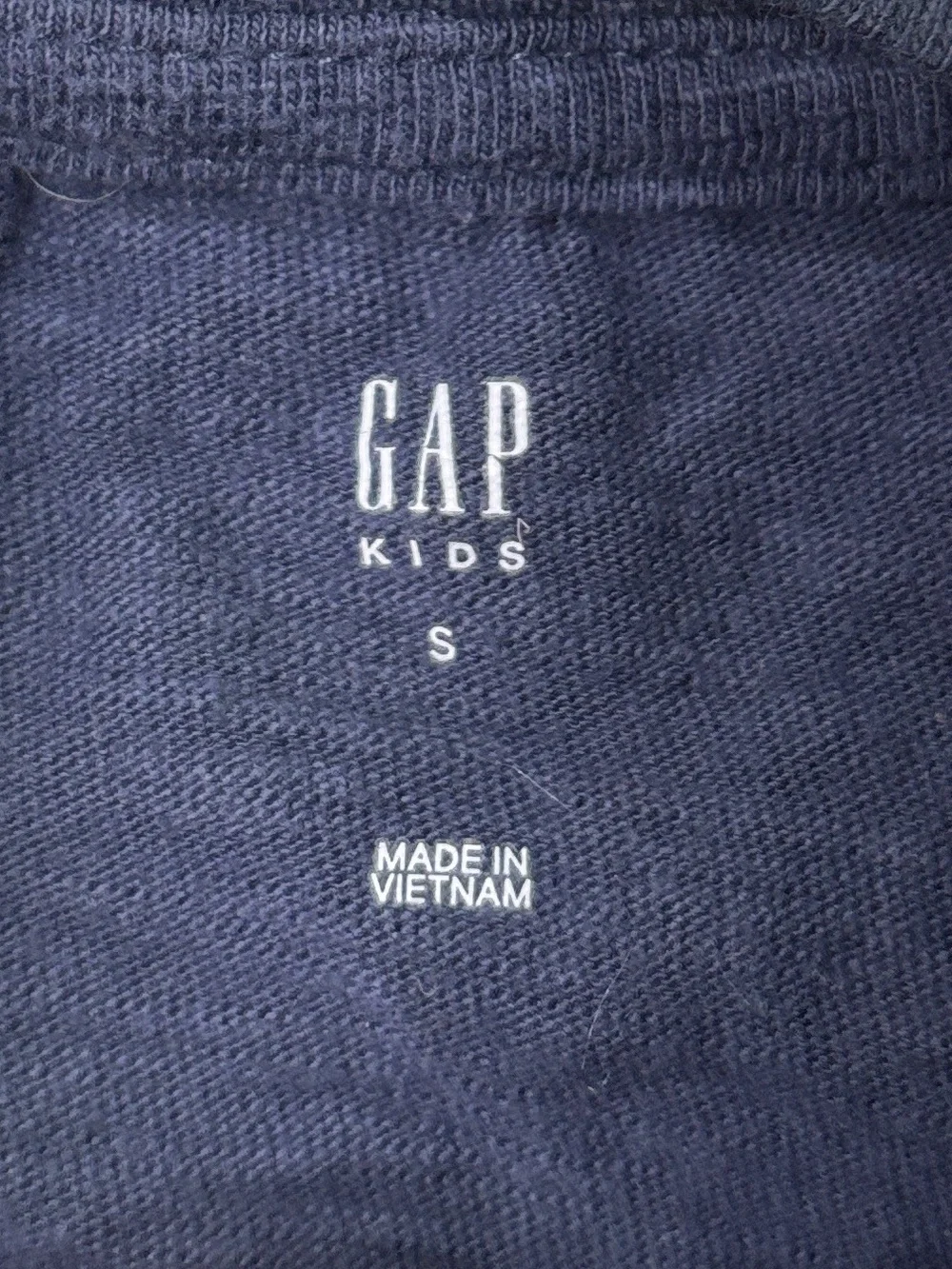 GAP Kids Size S 6-7 Rainbow Stripe Graphic T-Shirt Navy